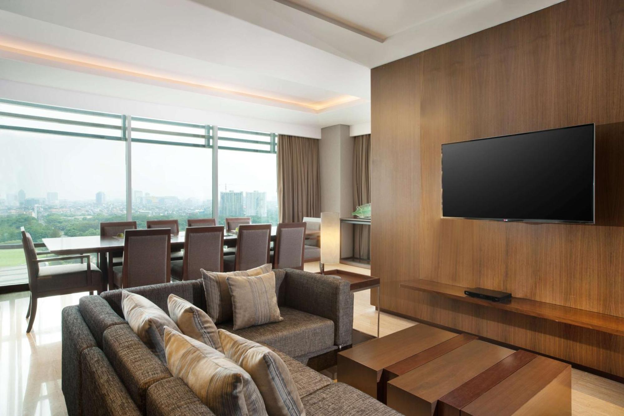 Doubletree By Hilton Jakarta Kemayoran Exterior photo