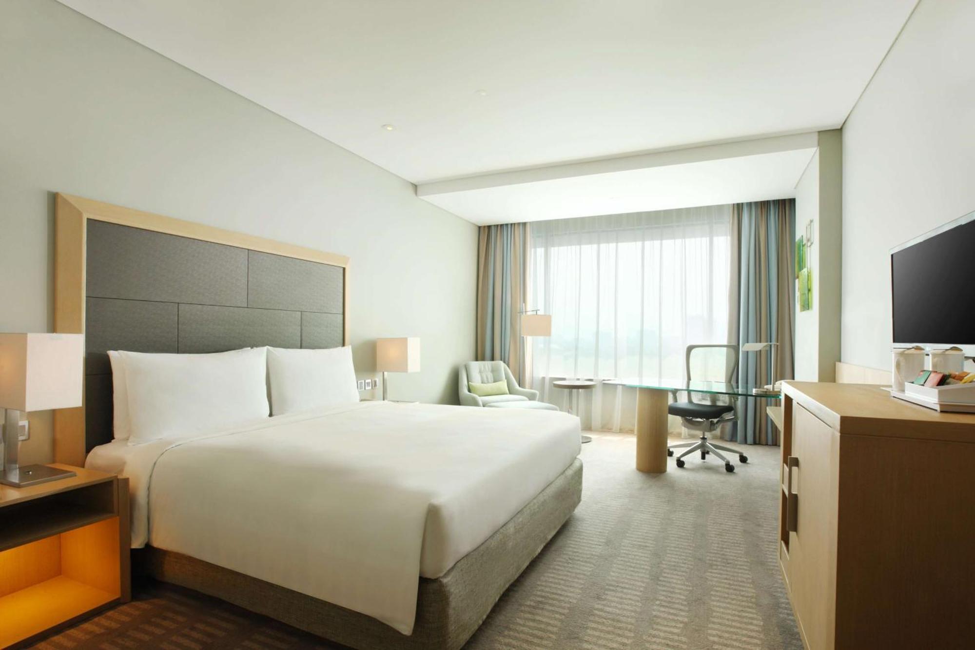 Doubletree By Hilton Jakarta Kemayoran Exterior photo
