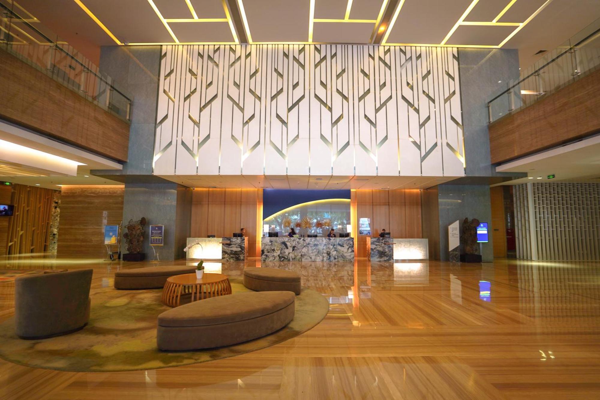 Doubletree By Hilton Jakarta Kemayoran Exterior photo